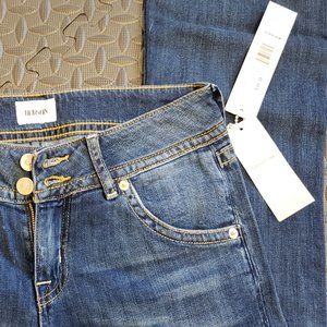 NWT Hudson Bootcut Jeans (size 28)